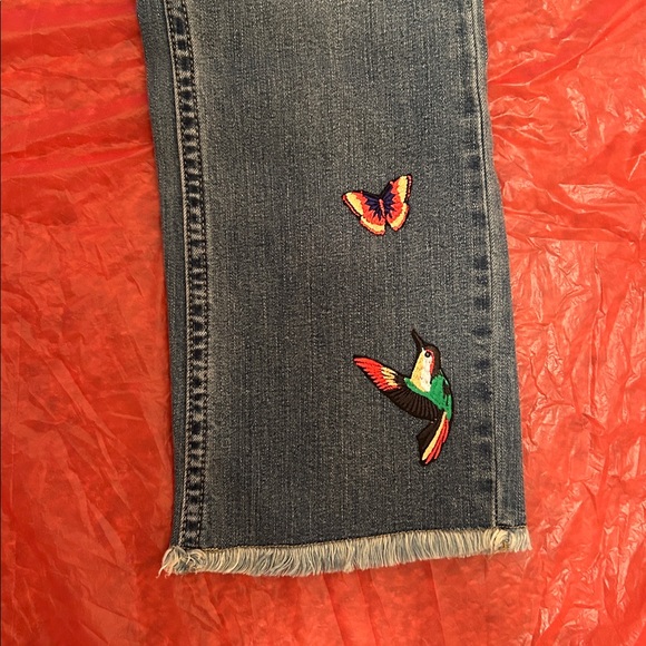 Embroidered jeans - Picture 5 of 11